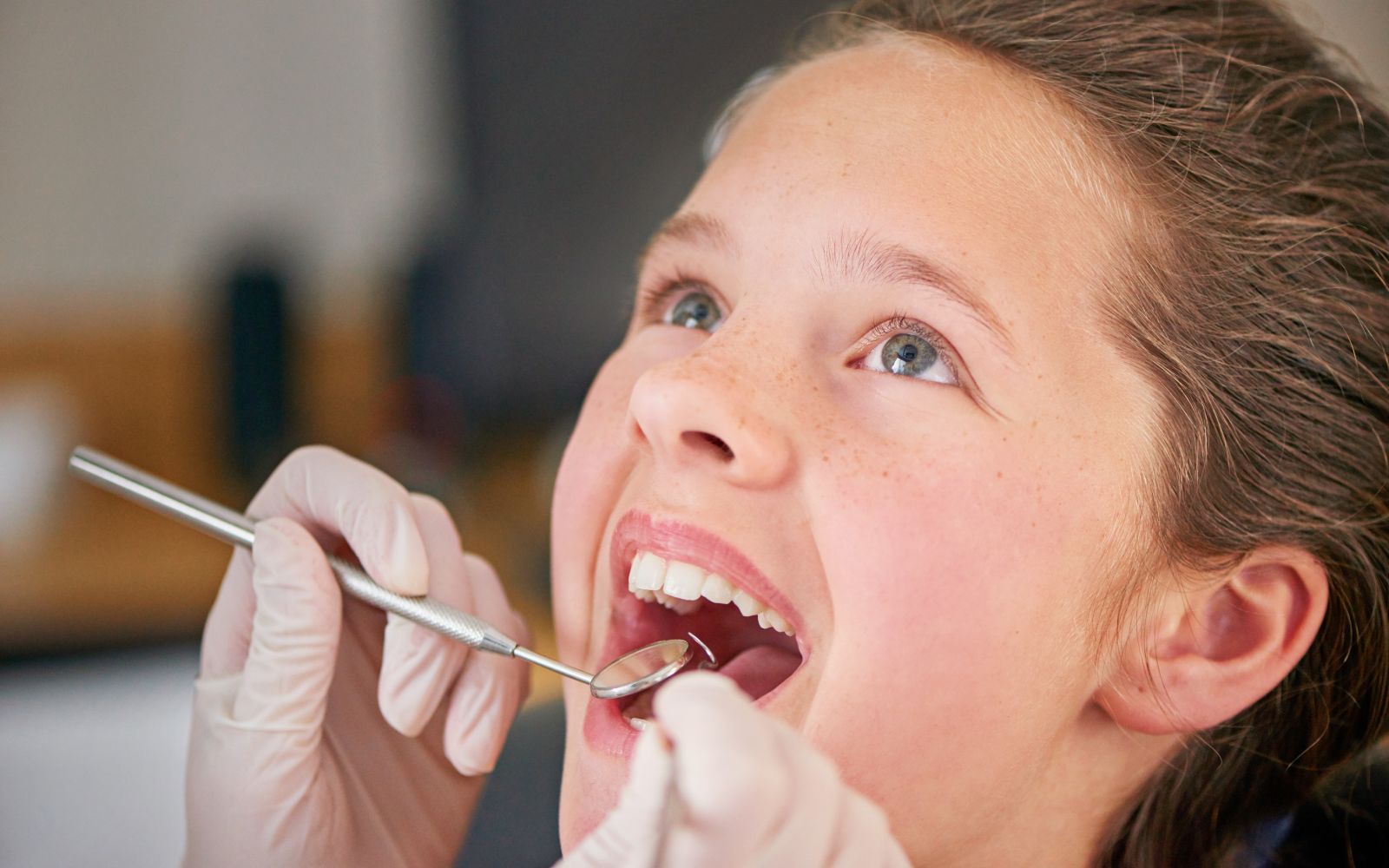 How to Stay Calm at the Dentist